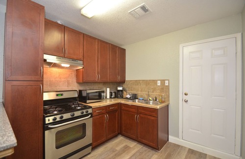 Spring Branch West House | Attractive Suite by Memorial City Mall - West Houston