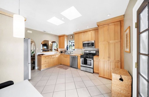 Atwater Village House | Atwater Oasis w/Pool and HotTub very Walkable Area