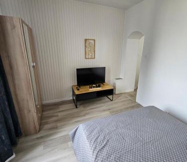 Angouleme Apartment | Au deux enfants