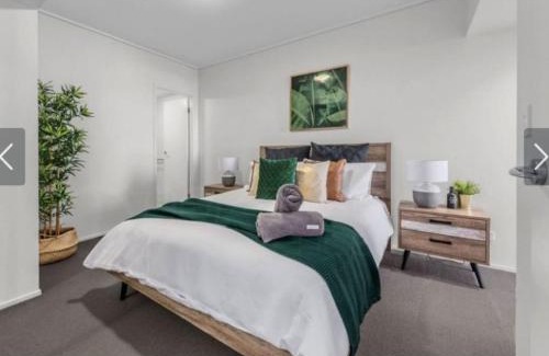 Brisbane Central Business District Apartment | AU1 - Aurora Skyscraper CBD For Business or Pleasure