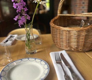 Leignon House | Auberge du chateau de Leignon