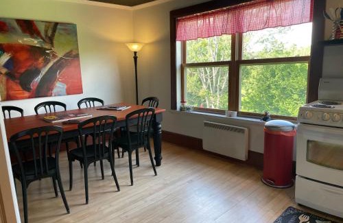 West Brome Hotel | Auberge La Table d'Hôte