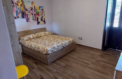 Monterosso Calabro Apartment | Aunt Maria House 6 sleeps Monterosso - Kalabria Coast to Coast