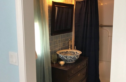 Ocean Bluff-Brant Rock House | Auntie M’s cottage. Located in Ocean Bluffs MA. Perfect for a family vacation.