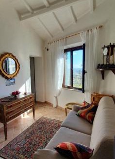 Saturnia Apartment | Aurinia