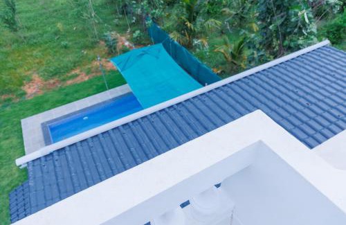Bommayapalayam Hotel | Auro Ocean View Residency