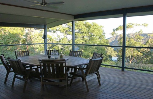 Eagle Heights House | Aurora on Magnetic, Tamborine Mountain