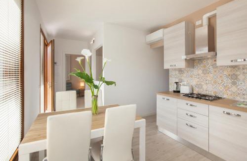 Cisano Apartment | AuroraChiara 56