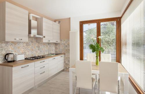 Cisano Apartment | AuroraChiara 56