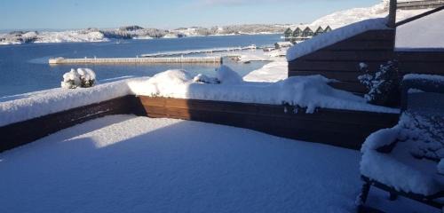 Steinsland Apartment | Austefjorden Fjordsuite med Panoramautsikt