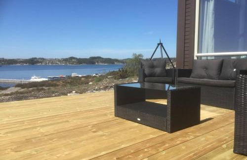 Steinsland House | Austefjordtunet 15