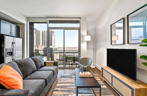 Waller Creek District Apartment | Austin Modern 1BD 1BA Apartment