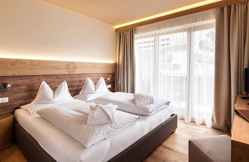 Rasun di Sotto Hotel | Autentis