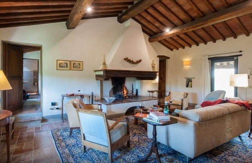 Poggiarello Villa | Authentic and Exclusive Tuscan Villa for an Idyllic Vacation in Chianti