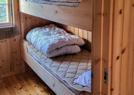 Hundorp House | Authentic Cabin Near Risgrånnbakken