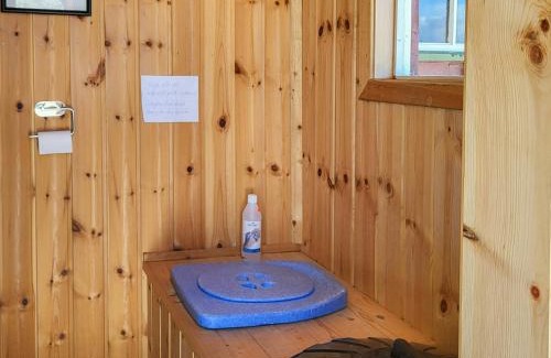 Hundorp House | Authentic Cabin Near Risgrånnbakken