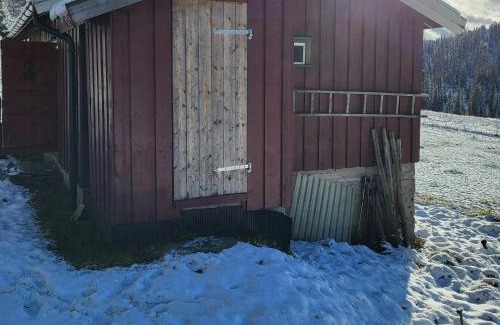 Hundorp House | Authentic Cabin Near Risgrånnbakken