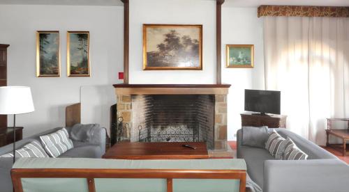 Grazalema Ski Chalet | Authentic Chalet in Grazalema with Private Pool