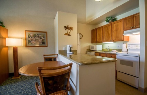Napili Villa | Authentic Hawaii Adventure! 2 Relaxing Units, Pool, Near Whalers Village
