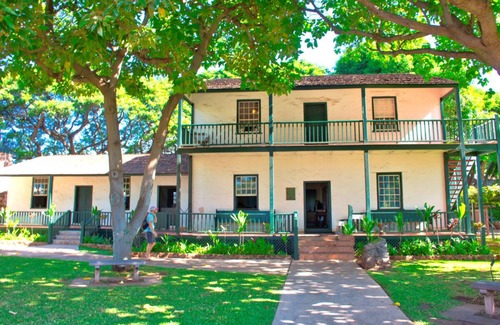 Napili Villa | Authentic Hawaii Adventure! 2 Relaxing Units, Pool, Near Whalers Village