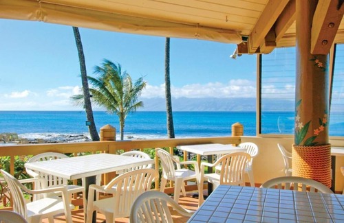 Napili Villa | Authentic Hawaii Adventure! 2 Relaxing Units, Pool, Near Whalers Village