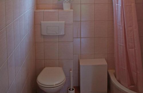Kopalino House | Authentic Holiday Home in Kopalino with Fireplace