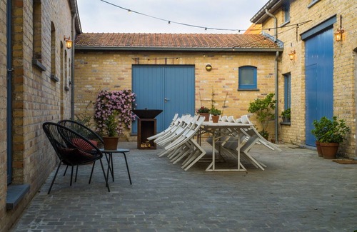 Lampernisse House | Authentic spacious holiday home - idyllic location - surrounded by