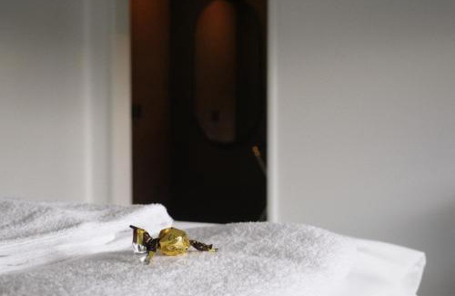 Falkensee Apartment | Autohof by Andrew - Apartments