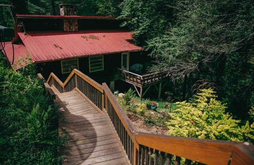 Blue Ridge Cabin | Autumn River Escape Hikes, Firepit & More!