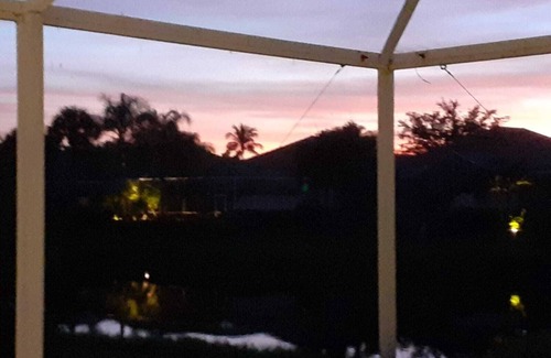 Village Walk Villa | Avail 7th June - 7th October 2023 -Min 4 Mths Luxury Villa, Resort Pool, Beaches