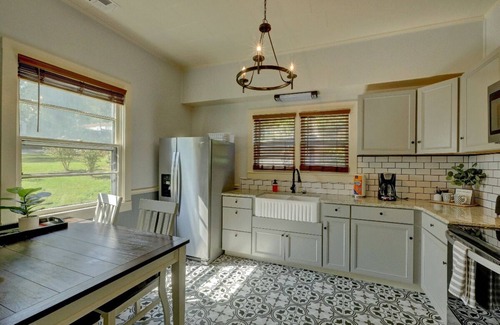 Old Fort House | Available Now Fonta Flora Downtown Old Fort