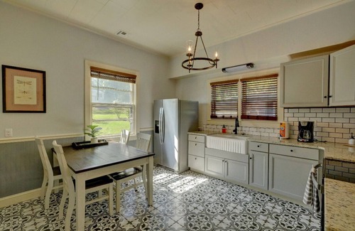 Old Fort House | Available Now Fonta Flora Downtown Old Fort