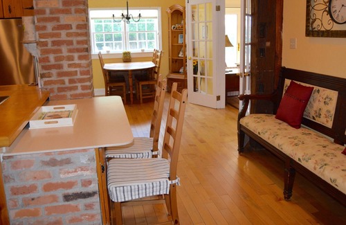 Old Town Historic District House | Avalon, Circa 1820, with Heated Pool in the Heritage District