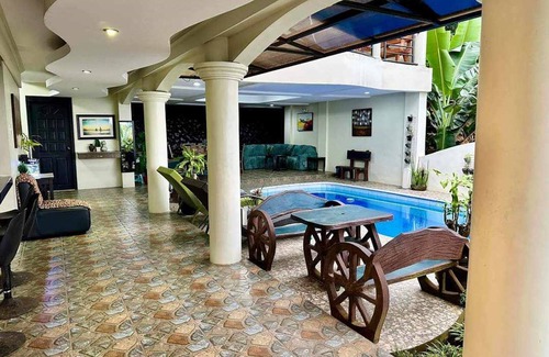 Tagaytay Villa | Avana Hills Tagaytay Villa