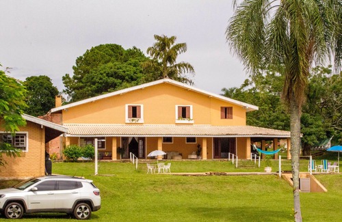 Itai House | AVARÉ / ITAI - SP DAMAGE FOR 30 PEOPLE OR MORE