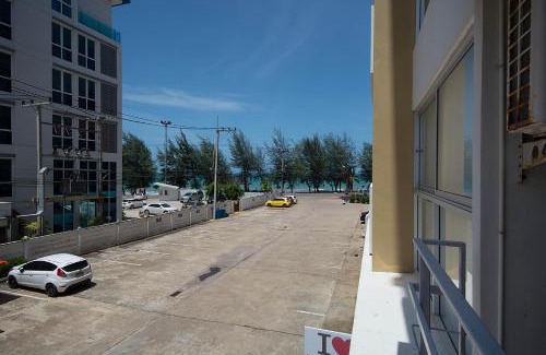 Kram Apartment | Avatara Condo B24 by malai