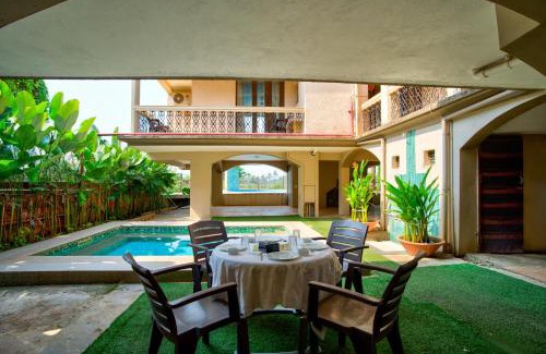Penha de Franรงa Villa | Aveeno Villas with Swimming Pool Near Calangute & Baga