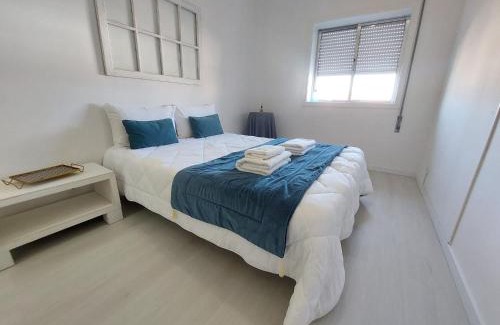 Aveiro House | Aveiro Home