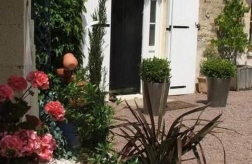 Avenay Apartment | Avenay: Country Cottage, typical Norman house