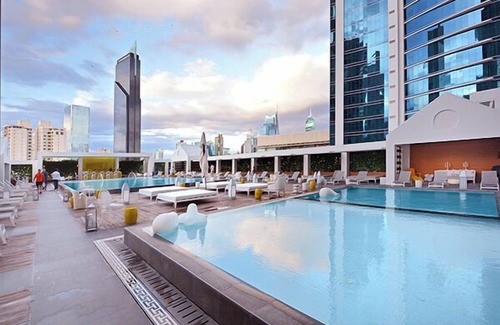 Panama City Condo | Avenida Balboa Gem! 2/2 impeccably furnished seafront apartment