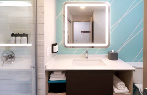 Centro Sur Hotel | avid hotel Queretaro Centro Sur by IHG