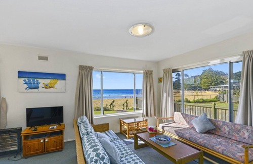 Avoca Beach Apartment | Avoca Beachfront - South Strand 4
