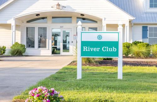 Avoca House | Avoca Room at The Inn, Occano Arnold Palmer Golf Course