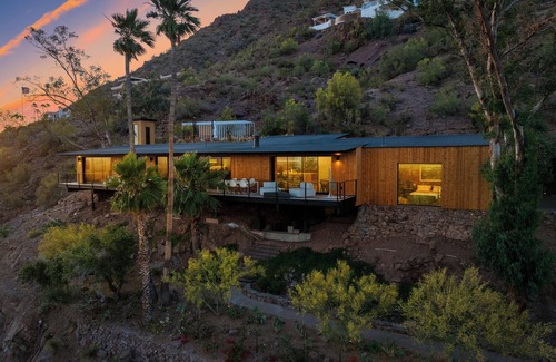 Phoenix House | Award-Winning Mountaintop Oasis - Camelback Mountain Phoenix