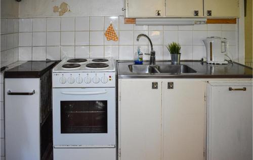 Ronneshytta Apartment | Awesome Apartment In Rönneshytta