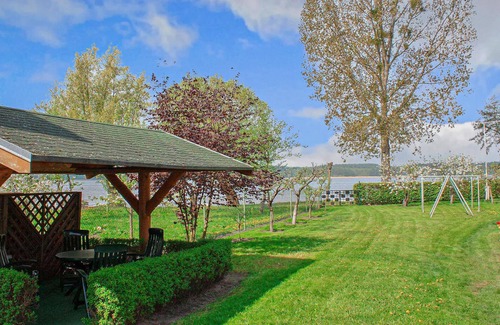 Userin Apartment | Awesome apartment in Userin with WiFi