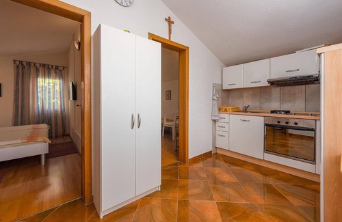 Vir Apartment | Awesome apartment in Vir with WiFi