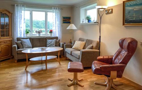 Aheim House | Awesome Home In Åheim With Wifi