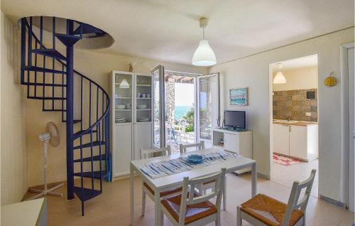 Brucoli House | Awesome Home In Augusta With Kitchen