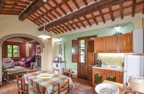 Barga House | Awesome home in Barga